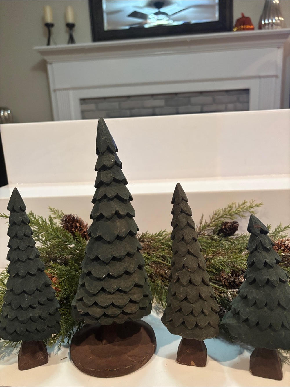 Decorative Green Woodland Holiday Trees Home Holiday-Set of 4 solid carved wood